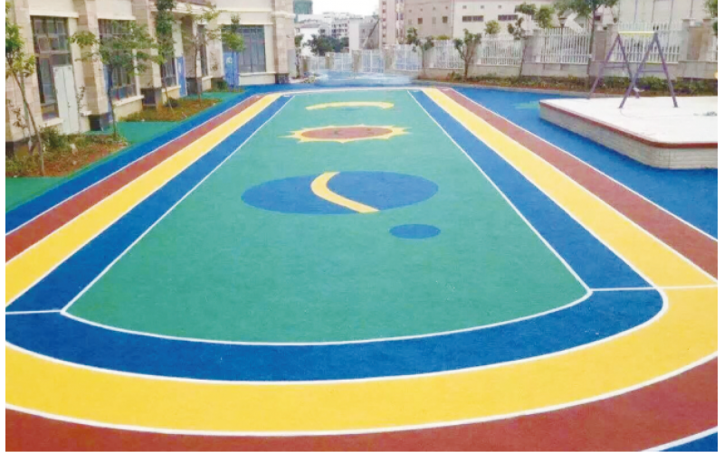 混合型跑道的施工工艺复杂吗？